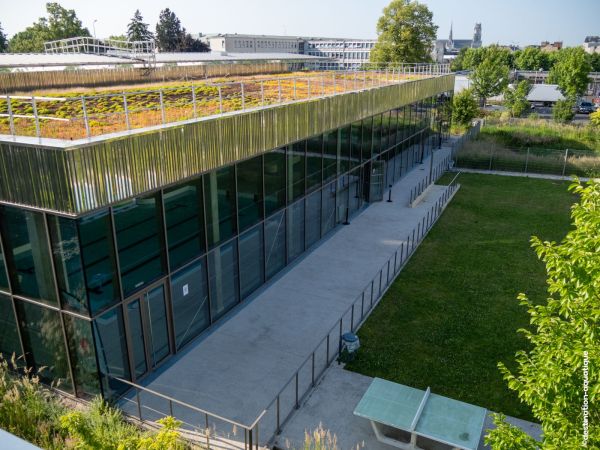 espace vert centre aqualudique L'O orléans