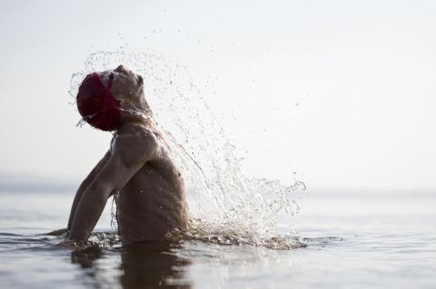 bain matinale à la mer