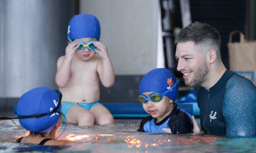 Les Petits Baigneurs