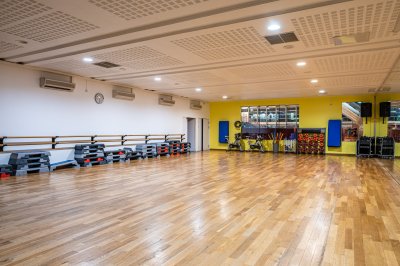 Une salle de sport complète à quelques pas de la station Jaurès et Bolivar